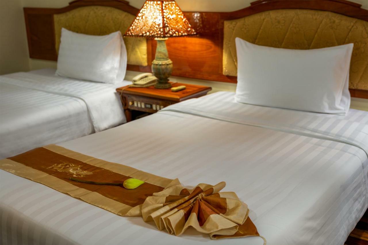 Dragon Royal Angkor Hotel Siem Reap Exterior photo