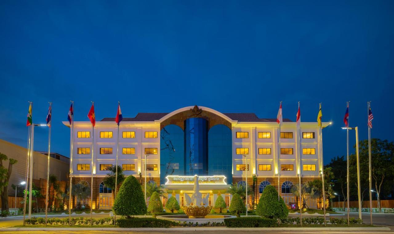 Dragon Royal Angkor Hotel Siem Reap Exterior photo