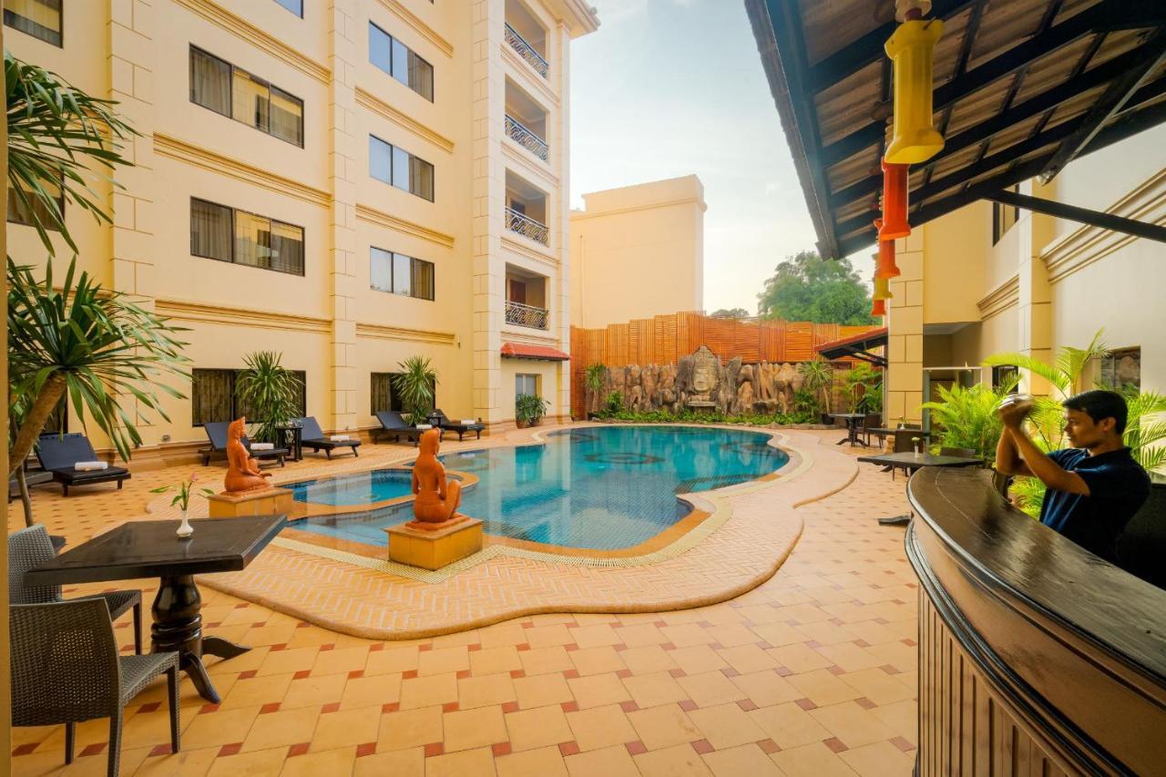 Dragon Royal Angkor Hotel Siem Reap Exterior photo