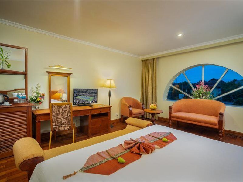 Dragon Royal Angkor Hotel Siem Reap Exterior photo